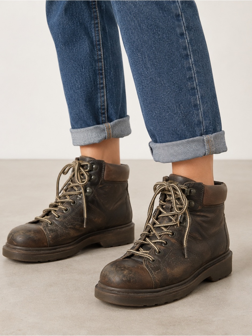 Vintage Dr. Martens 8287 Brown Leather Lace-Up Ankle Boots Size 4